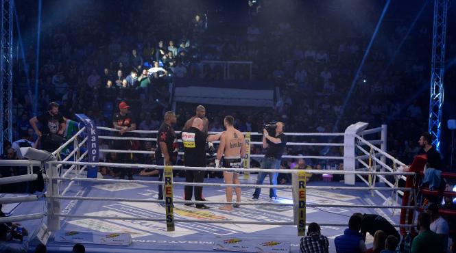 jumatate din incasarile de la marea finala superkombat vor fi donate pentru victimele incendiului de la colectiv