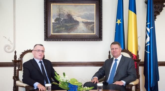 presedintele iohannis s a intalnit cu premierul interimar