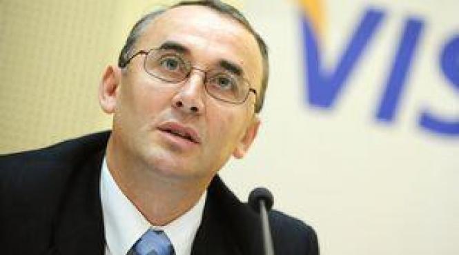 directorul adjunct al directiei de combatere a criminalitatii organizate din igpr urmarit penal