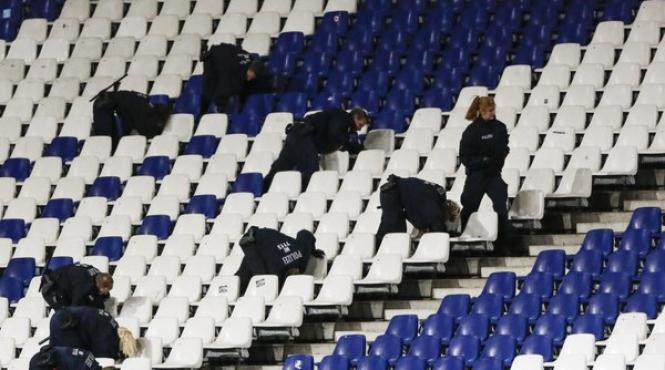 video germania in alerta stadionul din hanovra evacuat dupa ce a fost gasit un obiect suspect