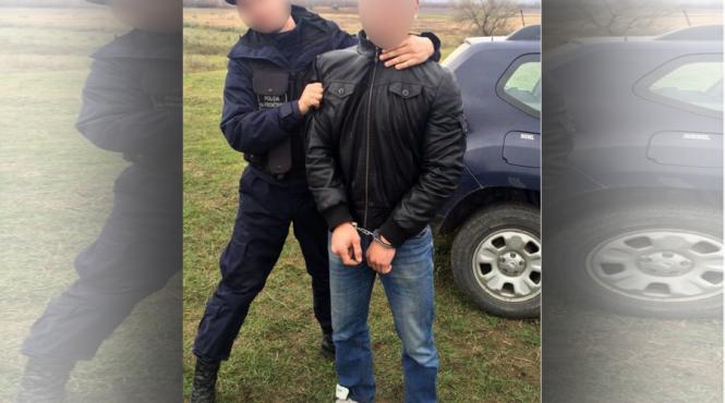 doi cetateni moldoveni convertiti la islam retinuti la frontiera cu romania
