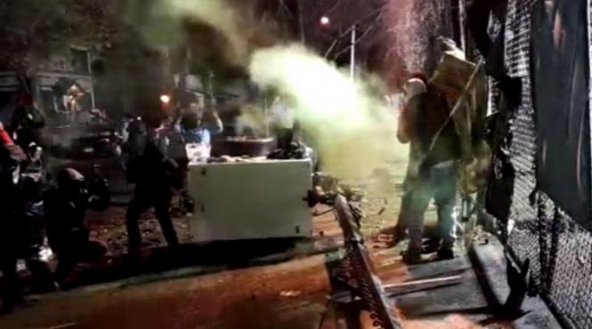 premierul francez avertizeaza cu privire la riscul folosirii de arme chimice si bacteriologice in atacuri teroriste