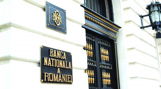 datornicii au obtinut prima victorie in fata bancilor