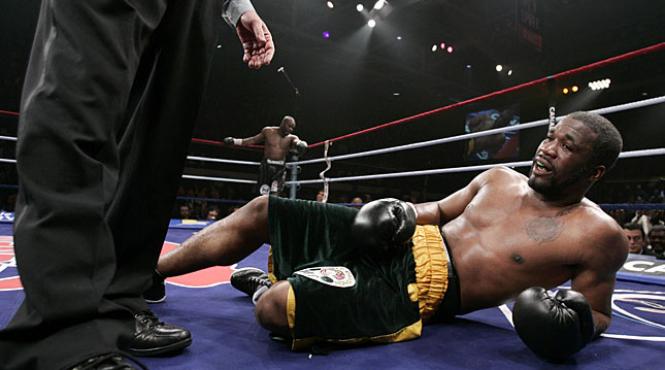 drama in box fost campion wbc wba si ibf impuscat mortal intr o statie de autobuz