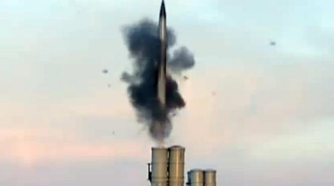 video rusii au dus baterii antiaeriene s 400 triumf la baza aeriana hmeimim din siria