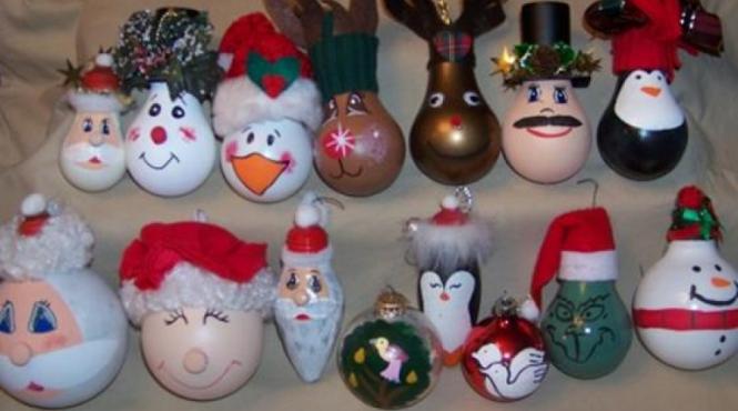 idei de decor globuri ornamentale din becuri uzate