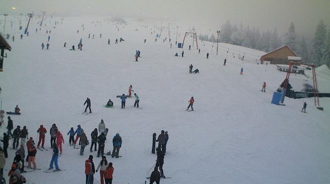 webcam partiile din straja sunt pregatite pentru schi vezi imagini live