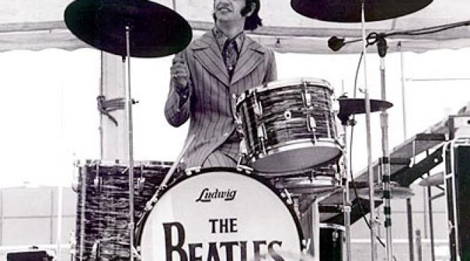 tobe care i au apartinut lui ringo starr vandute cu o suma colosala