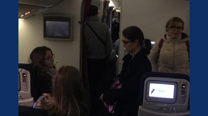 un avion care a decolat de la san francisco cu destinatia paris a ateriza la montreal in urma unei alerte cu bomba