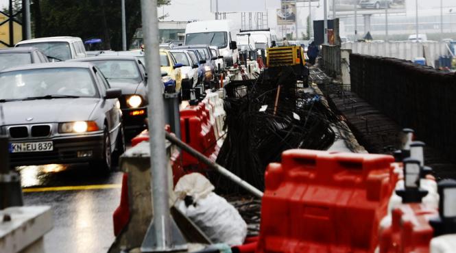 infotrafic cum se circula pe soselele din tara unde exista restrictii si care sunt rutele ocolitoare