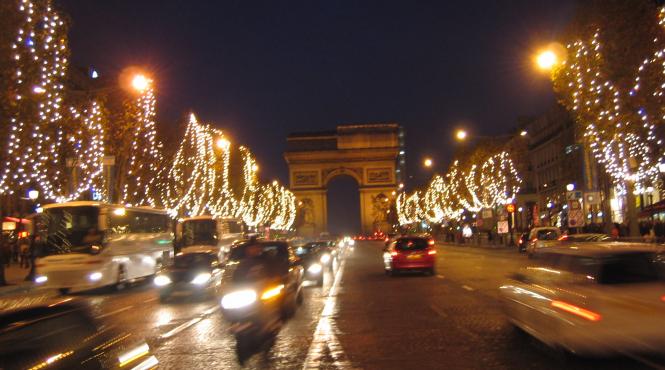 parisul de sarbatori un peisaj diferit fata de anii trecuti