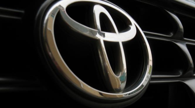 toyota a vandut in luna noiembrie mai multe masini decat volkswagen pentru a cincea luna consecutiv