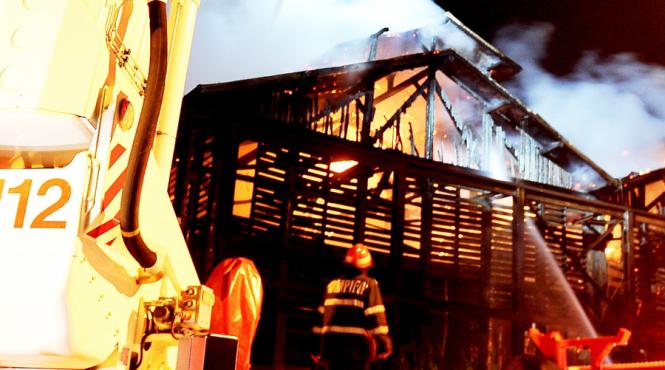 depozit de anvelope cuprins de flacari la medgidia