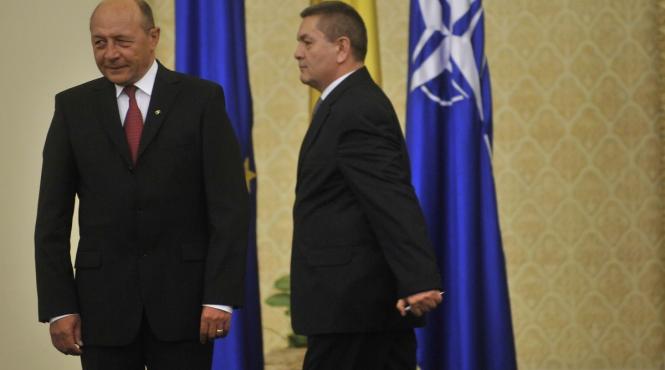psd istul lui basescu in afaceri cu reprezentantii complexului de agrement stejarii
