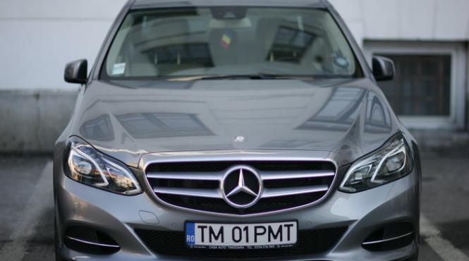 exclusiv 73 936 euro pretul mercedes ului cu care se plimba primarul timisoarei nicolae robu vezi ce alte dezvaluiri despre masina cumparata de retim