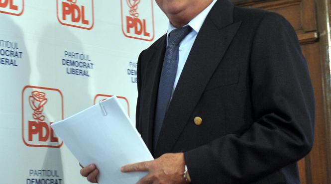 ce au incompatibilii cu prefectura