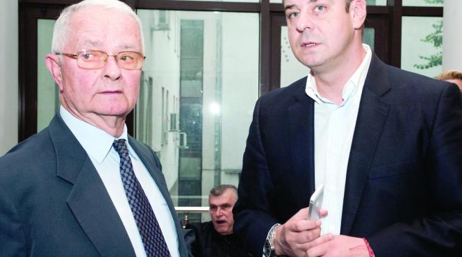 cat de mica este lumea afaceristilor din romania