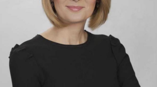 albaneagra cu acoperitii