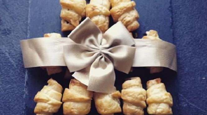 reteta zilei de miercuri cornulete fragede cu osanza retete romanesti pe gustul tau