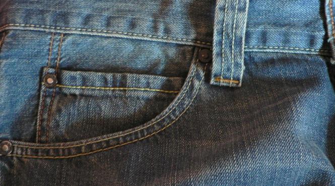 levi s elucideaza misterul buzunarului mic al jeans ilor produsi de companie