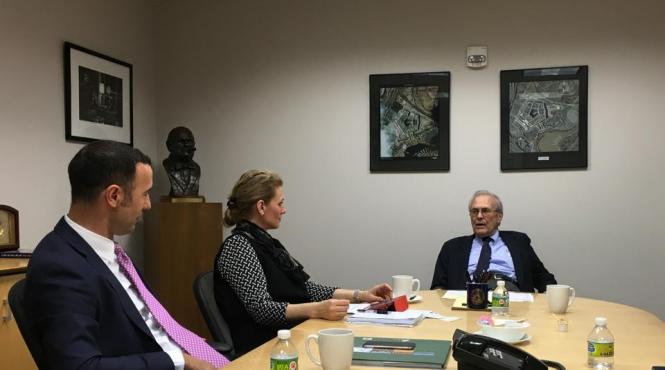 alina gorghiu s a intalnit in sua cu donald rumsfeld si cu jackie walorski membra a camerei reprezentantilor