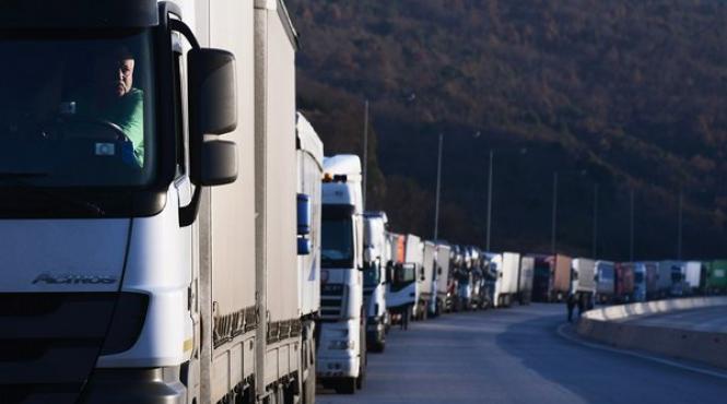 mae atentioneaza asupra blocajelor de la unele puncte de frontiera din grecia