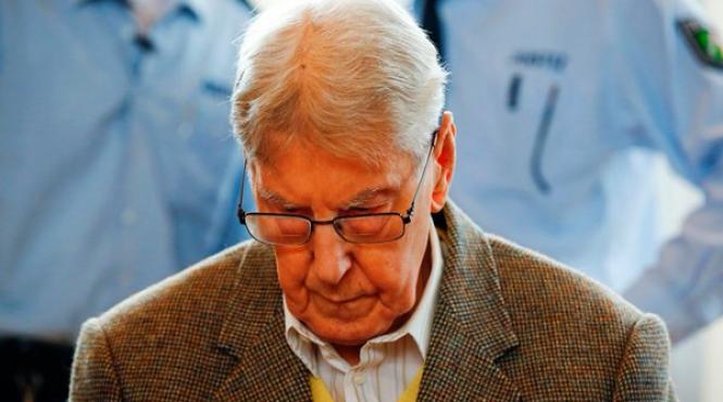 germania a inceput procesul lui reinhold hanning fost gardian la auschwitz in varsta de 94 de ani