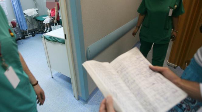 gafa la spitalul judetean constanta copil cu rosu in gat diagnosticat cu microcefalie acuta