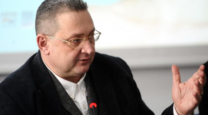 agentiile de turism isi fac fond de garantare