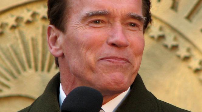 arnold schwarzenegger intra in campania electorala alaturi de cel mai slab cotat republican