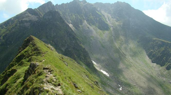 turistul accidentat in muntii fagaras a decedat