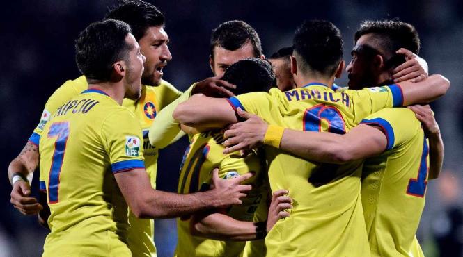 un jucator al stelei batut in vestiarul lui dinamo dupa meci
