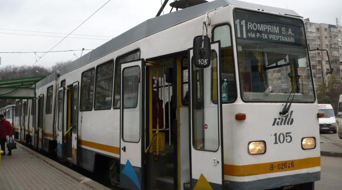 tramvaiele liniilor 11 si 44 circula pe trasee modificate