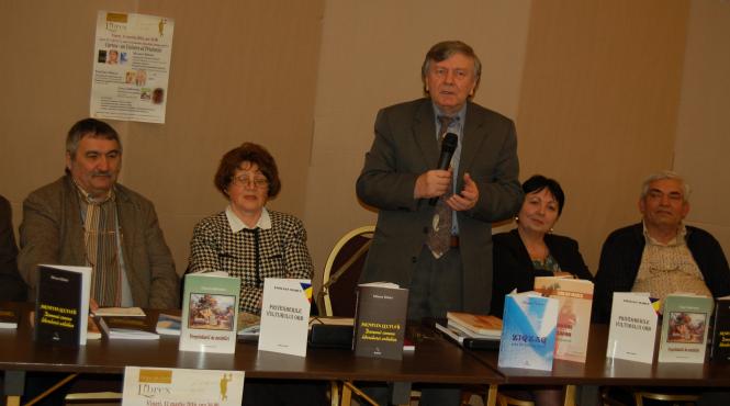 prof theodor codreanu cel mai important eminescolog roman lina codreanu este un scriitor cu forta vizuala si o viziune plastica remarcabile