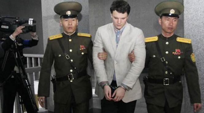 coreea de nord un student american a fost condamnat la 15 ani de munca fortata