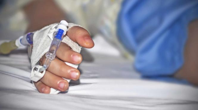 tragedie in bacau un copil de 4 ani a murit la cateva ore dupa ce medicii l au trimis acasa