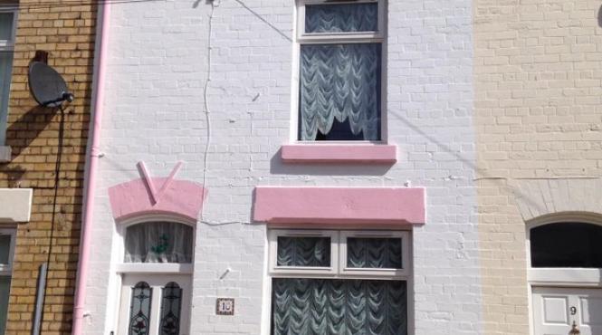 casa din liverpool a tobosarului beatles ringo starr a fost vanduta cu 99 000 de dolari