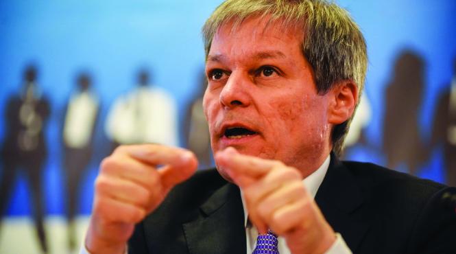 a mintit dacian ciolos sri il contrazice oficial pe premier