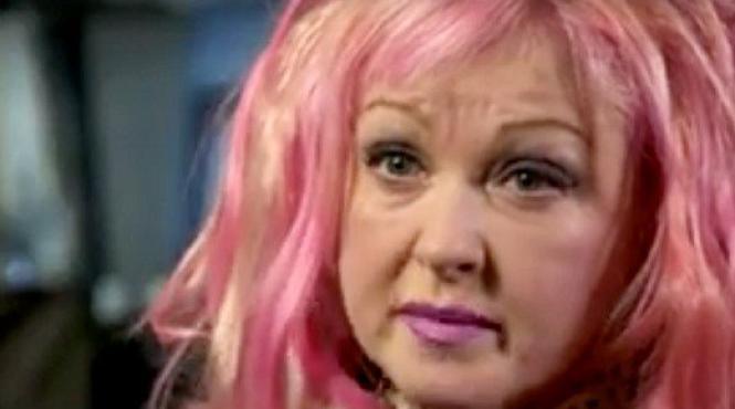 cyndi lauper va primi o stea pe walk fame din hollywood pe 11 aprilie