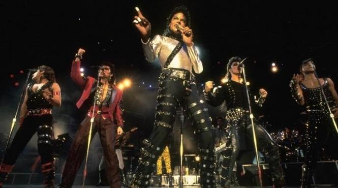 romania prima tara din turneul mondial the ultimate thriller the michael jackson tribute live