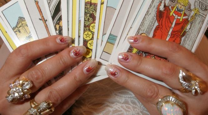 perchezitii la ghicitoare pentru inselaciune si santaj