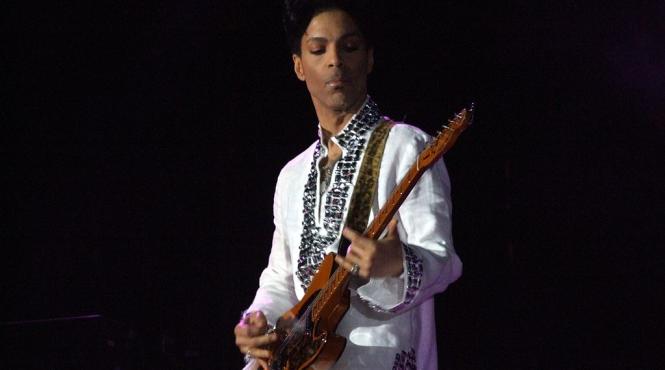 prince a fost spitalizat de urgenta dupa un concert sustinut in atlanta