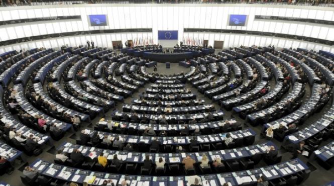 vrei sa fii soferul europarlamentarului macovei pe angajeaza 300 de soferi