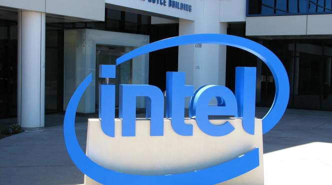 intel va concedia 12 000 de angajati din cauza declinului vanzarilor de pc uri