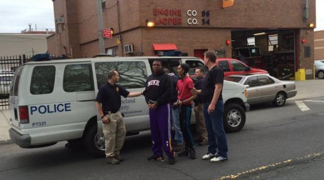 video operatiune istorica a politiei la new york 120 de persoane arestate