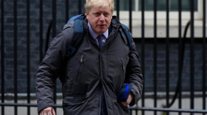 primarul londrei si a dat demisia din acest post