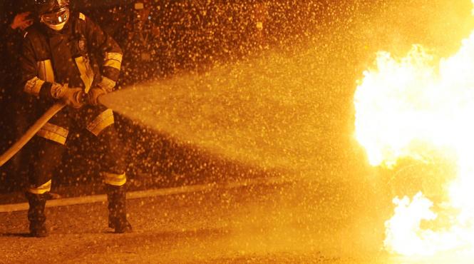 90 000 de gaini au murit carbonizate intr un incendiu la o ferma din giurgiu