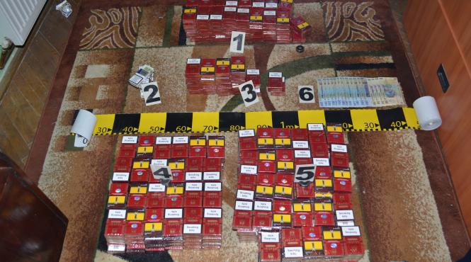 incredibil invatatoare ridicata de mascati dupa ce a fost prinsa cu masina plina cu tigari de contrabanda