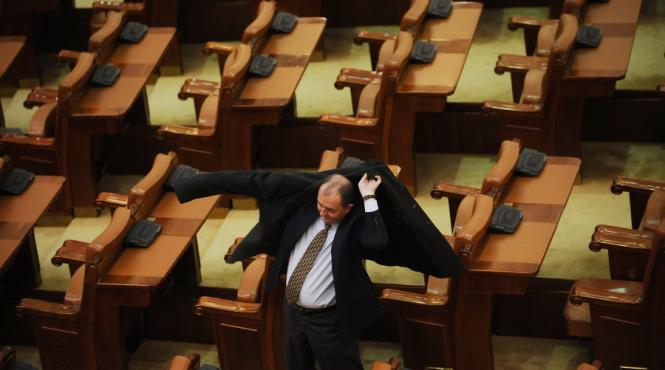 ani nu vrea eliminarea sanctiunii pentru conflict de interese