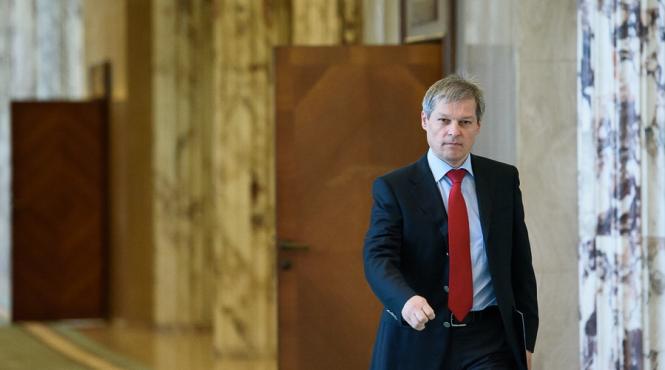 ciolos casa regala este si va ramane pentru romani un reper al dragostei de tara si verticalitatii acestui popor